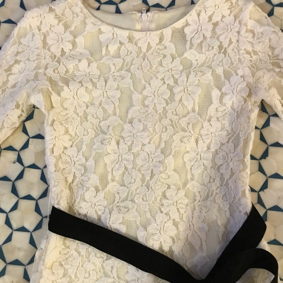 Joyfolie Girl’s Leoni Ivory Lace Dress size 4 - Picture 2 of 5